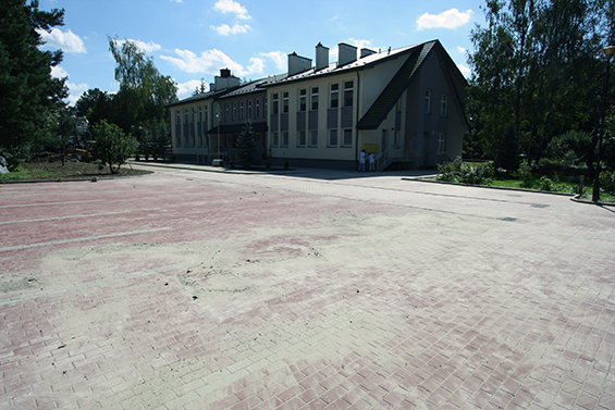Parking przy Przedszkolu Publicznym w Tuchowie
